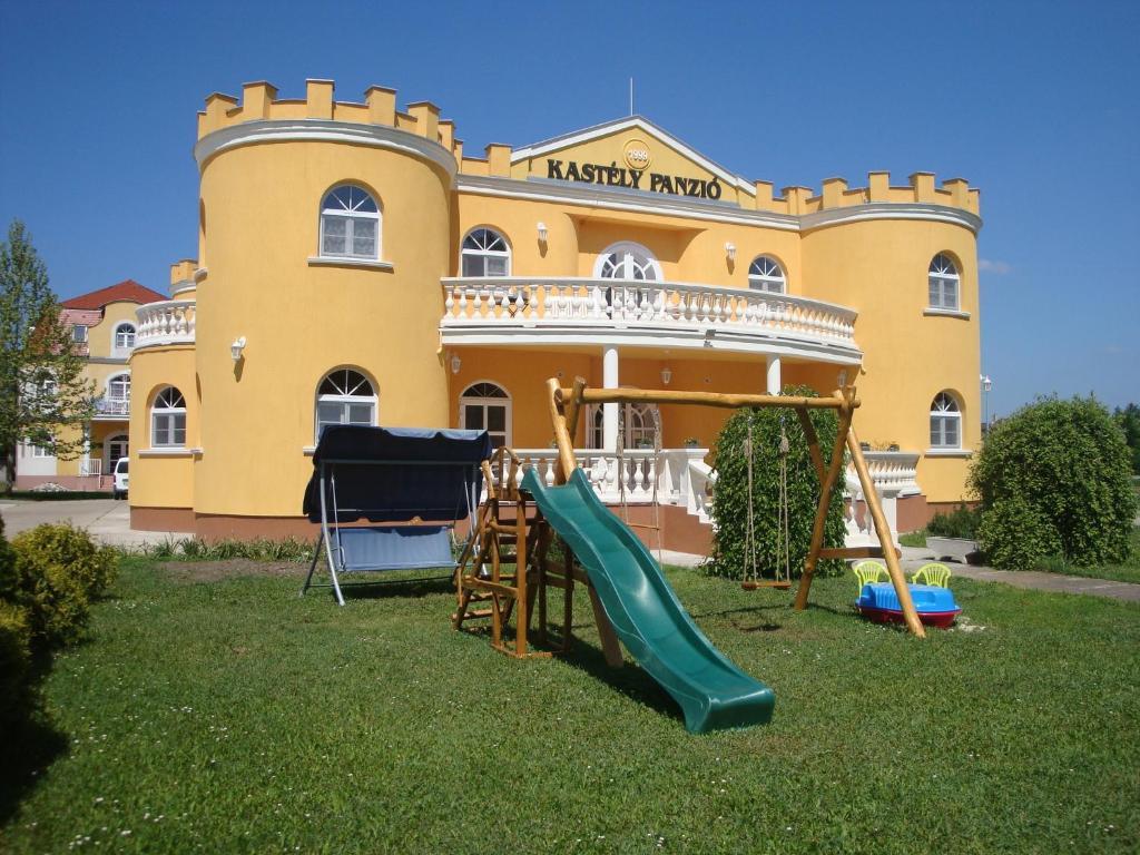 Kastély Panzió Hajdúszoboszló Extérieur photo