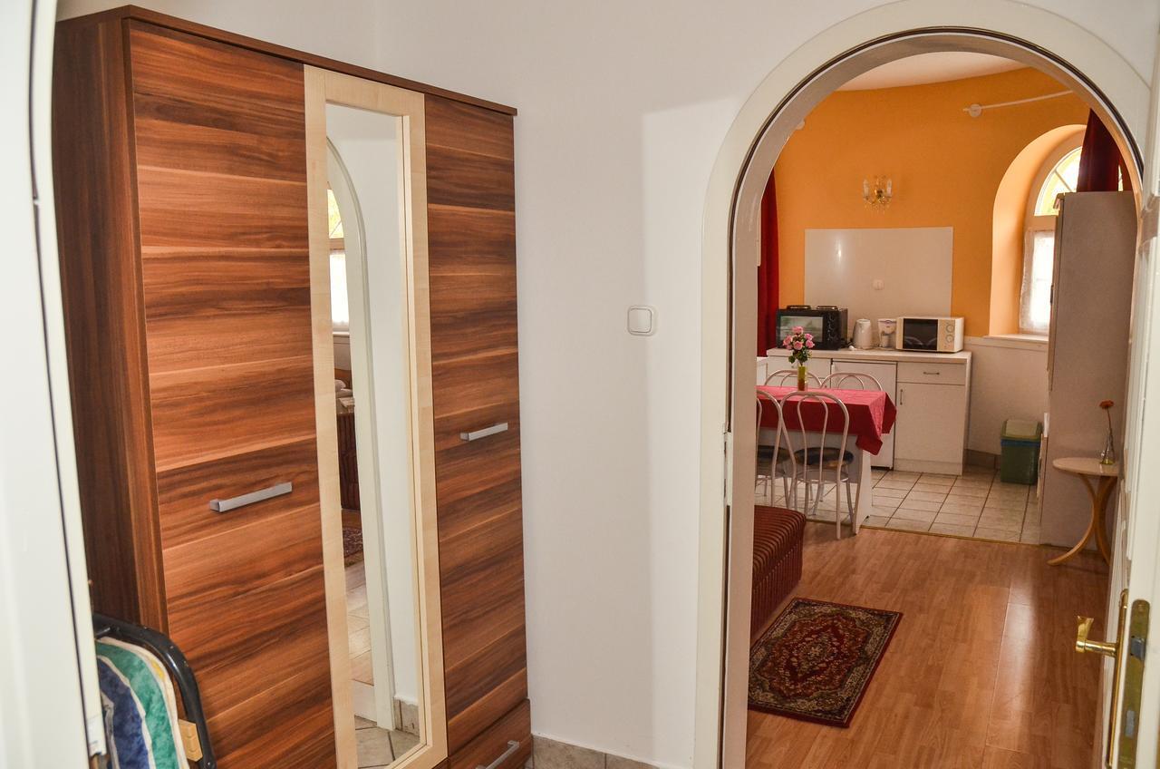 Kastély Panzió Hajdúszoboszló Extérieur photo